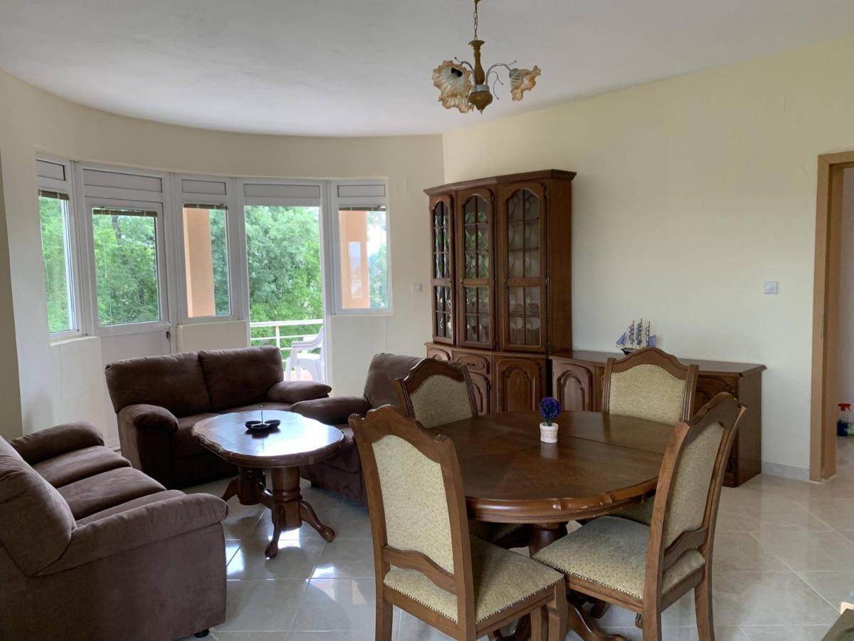 Guest House Koliqi Ulcinj Extérieur photo