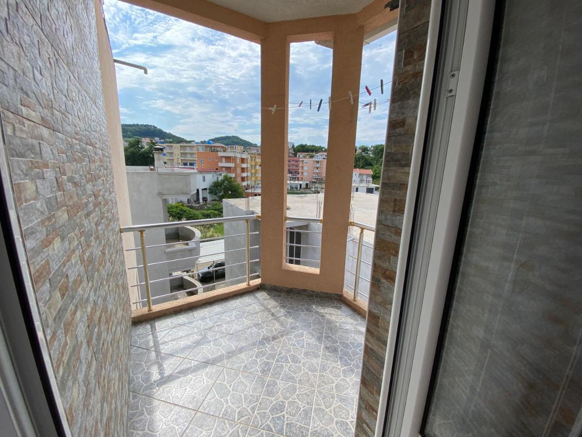 Guest House Koliqi Ulcinj Extérieur photo