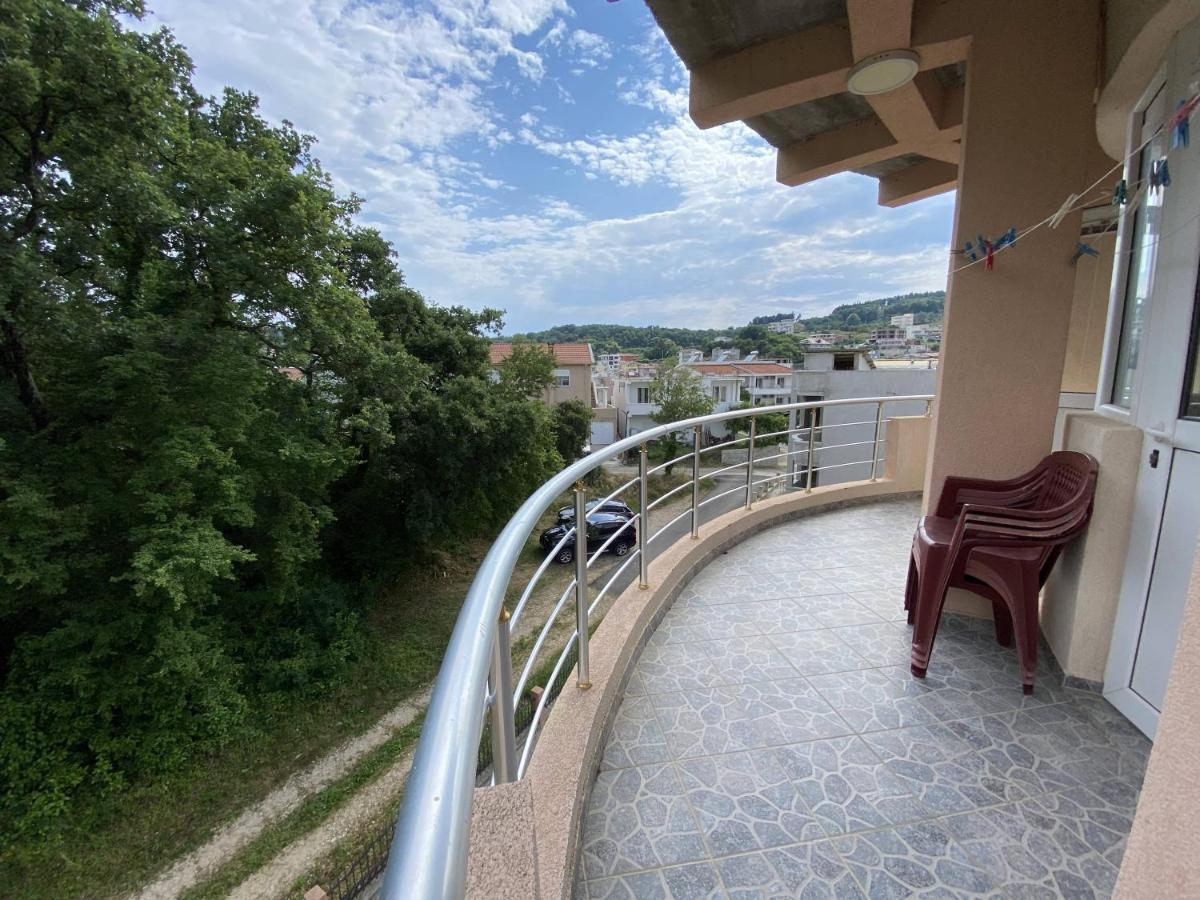 Guest House Koliqi Ulcinj Extérieur photo