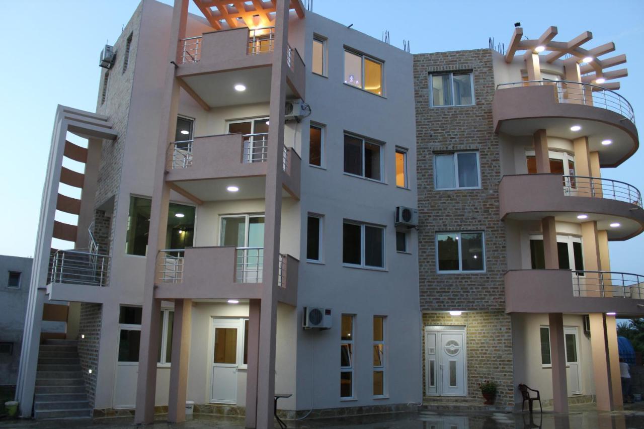 Guest House Koliqi Ulcinj Extérieur photo