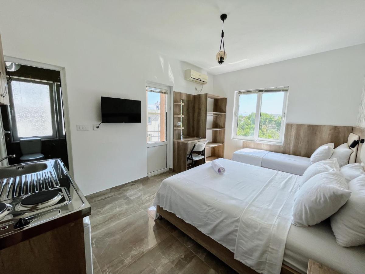 Guest House Koliqi Ulcinj Extérieur photo