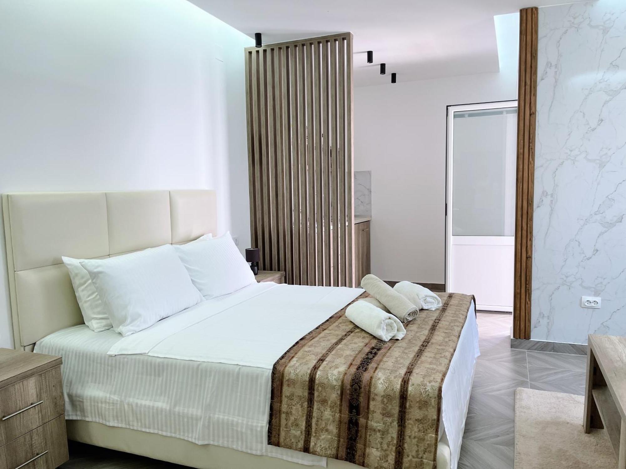 Guest House Koliqi Ulcinj Extérieur photo